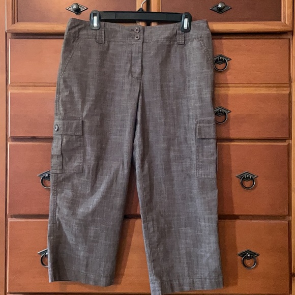 Brown AB Studio Capri. - Picture 1 of 8